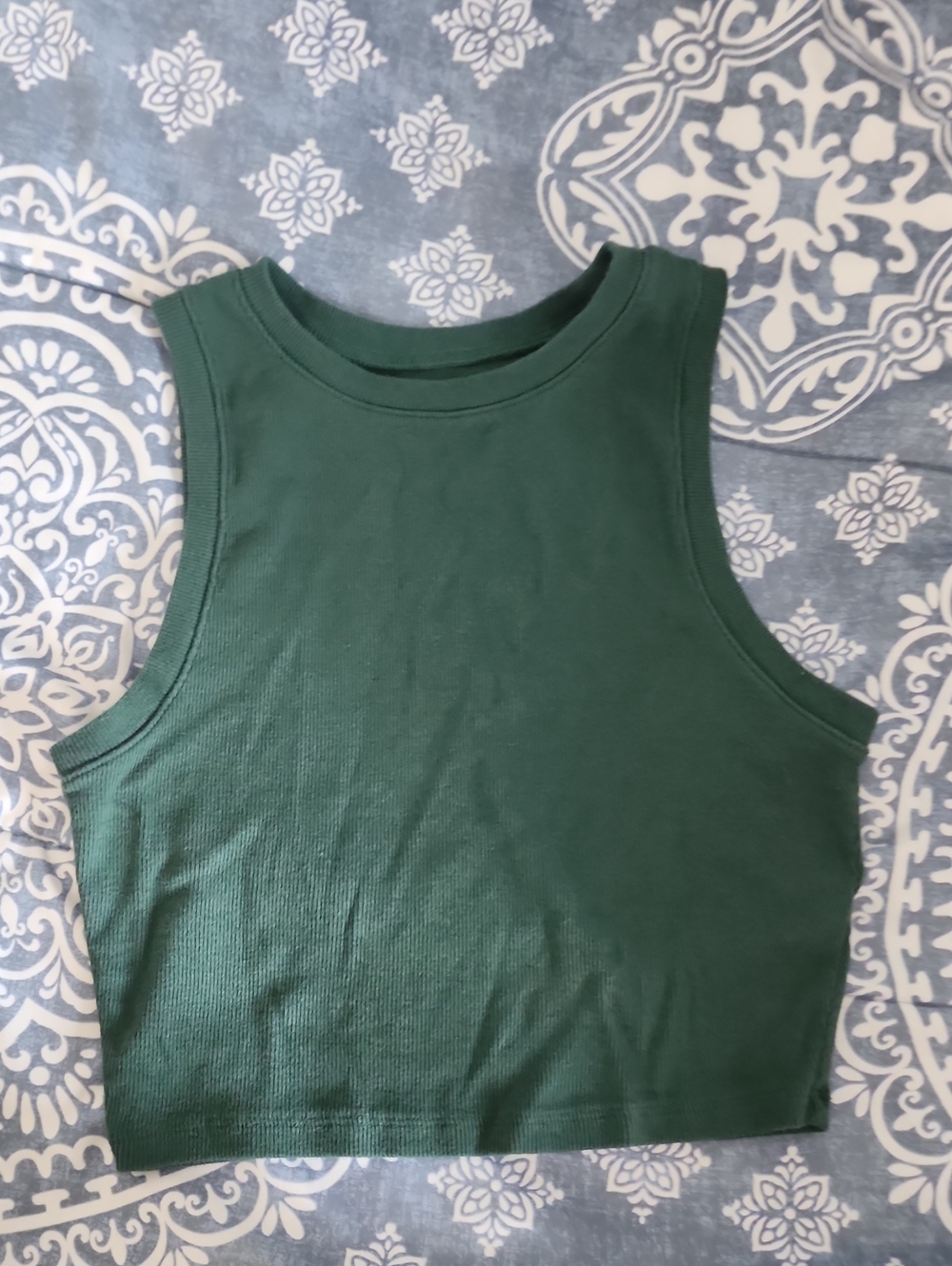 Hollister Light Weight Sleeveless Ribbed Crop Tank Top - Dark Green Size Medium
